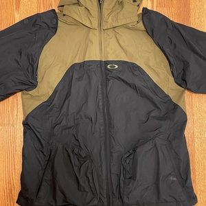 Mens M Oakley Road Fuel 3 Snowboard/ski jacket